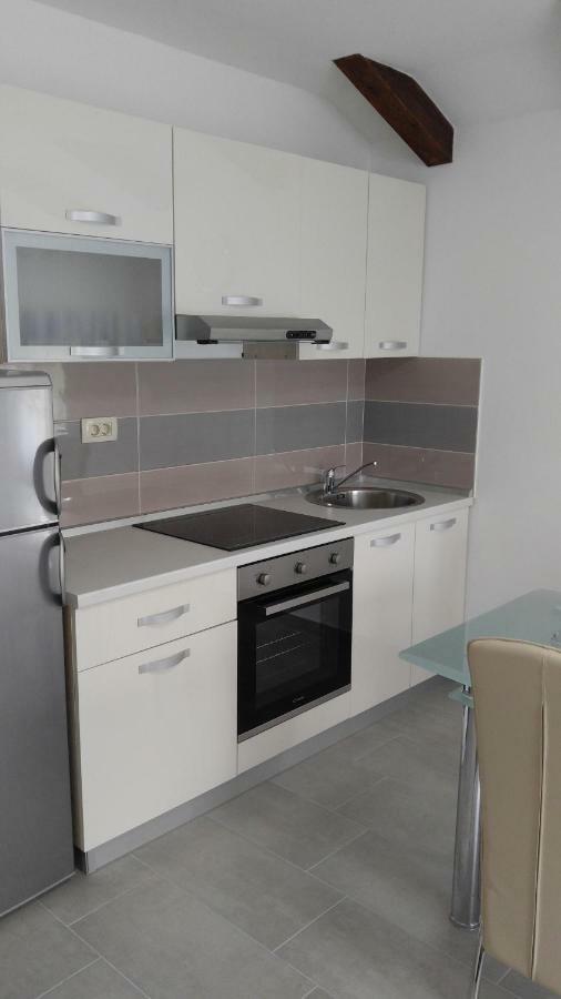 Apartmani Roberta Jurdani Exteriér fotografie